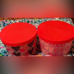NWT Valentine's Day plastic Gift Boxes w/lids